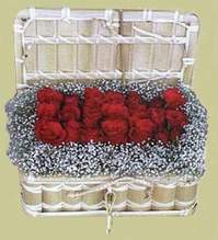  Kastamonu cicekciler , cicek siparisi  Sandikta 11 adet güller - sevdiklerinize en ideal seçim