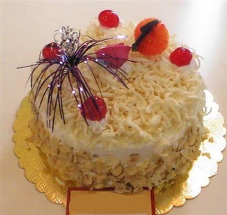 pasta siparisi 4 ile 6 kisilik yaspasta mis lezzette  Kastamonu çiçekçi telefonları 