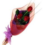 Çiçek satisi buket içende 3 gül çiçegi  Kastamonu online çiçek gönderme sipariş 