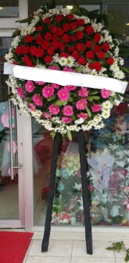 Cenaze çiçek modeli  Kastamonu internetten çiçek siparişi 